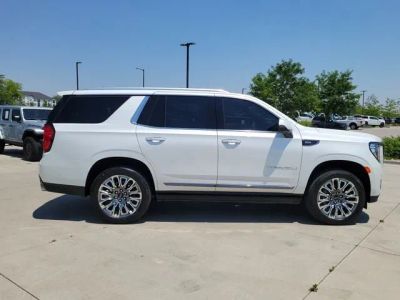 2024 GMC Yukon — side profile view