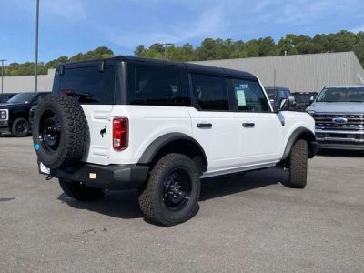 2026 Ford Bronco - Photo 3