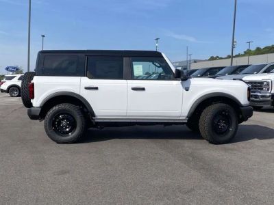 2026 Ford Bronco - Photo 2