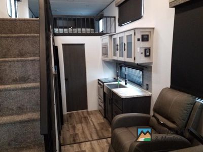 2024 Dutchmen RV Aspen Trail Loft - Photo 15
