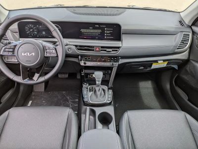 2026 Kia Seltos — photo 17 view