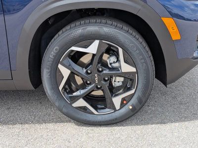 2026 Kia Seltos — photo 11 view