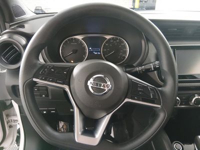 2020 Nissan Kicks - Photo 12
