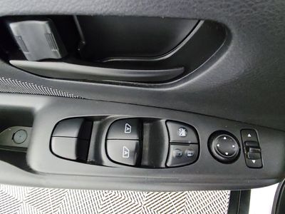2020 Nissan Kicks - Photo 19