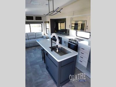 2026 Coachmen RV Chaparral - Photo 13