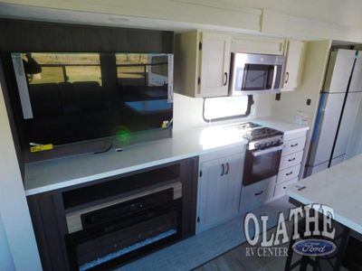 2026 Coachmen RV Chaparral - Photo 20