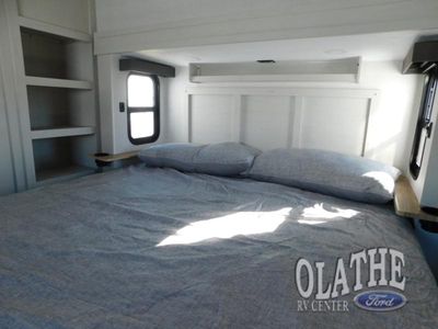 2026 Coachmen RV Chaparral - Photo 38