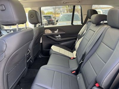 2026 Mercedes-Benz GLS — photo 30 view