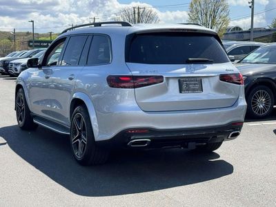 2026 Mercedes-Benz GLS — photo 8 view