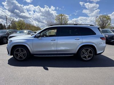 2026 Mercedes-Benz GLS — photo 11 view
