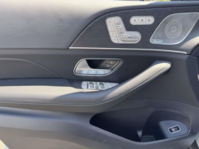 2026 Mercedes-Benz GLS — photo 17 view