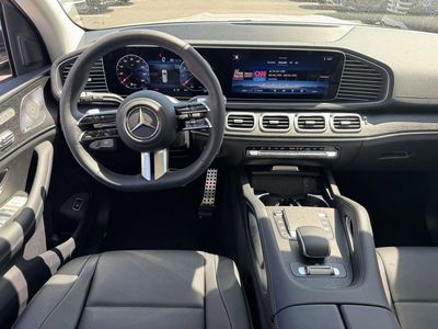 2026 Mercedes-Benz GLS — detail view