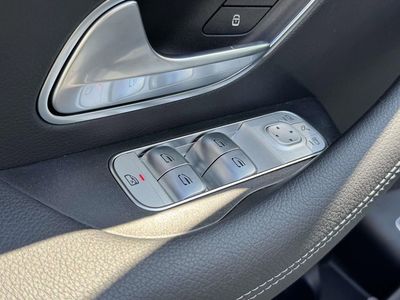 2026 Mercedes-Benz GLS — photo 18 view