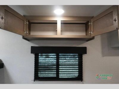 2027 Jayco Jay Flight SLX — photo 17 view