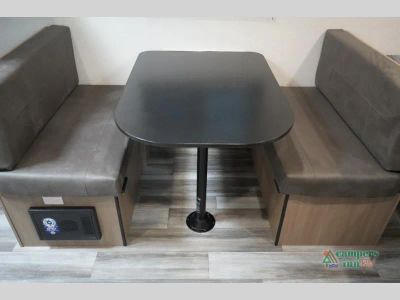 2027 Jayco Jay Flight SLX — photo 19 view