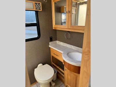 2019 Tiffin Motorhomes Allegro Breeze - Photo 12