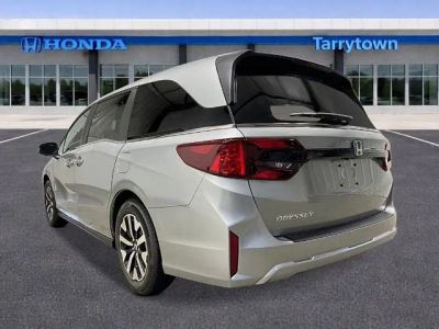 2026 Honda Odyssey — rear three-quarter view