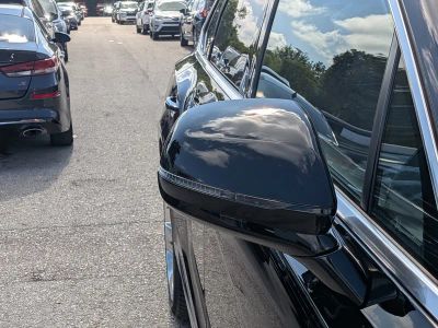 2020 Bentley Bentayga — photo 12 view