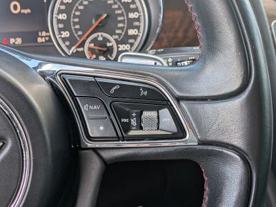 2020 Bentley Bentayga — photo 26 view