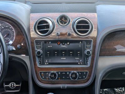 2020 Bentley Bentayga — photo 20 view