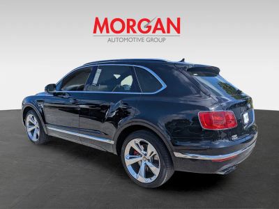 2020 Bentley Bentayga — engine compartment view