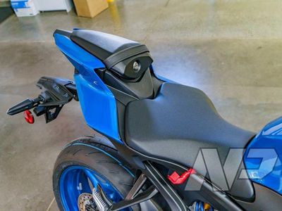 2026 Yamaha YZF-R9 - Photo 9
