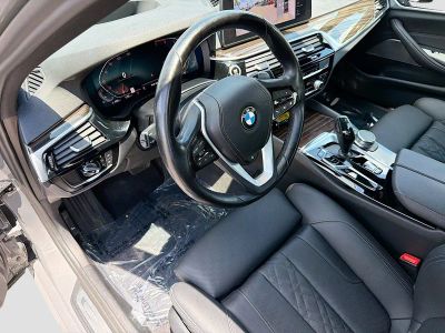 2021 BMW 5 Series — photo 25 view
