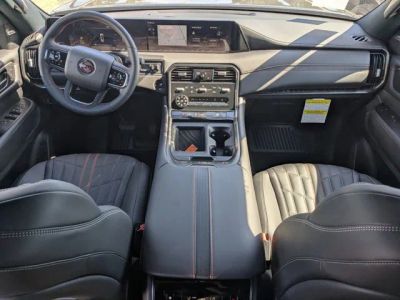2025 Nissan Armada — photo 15 view