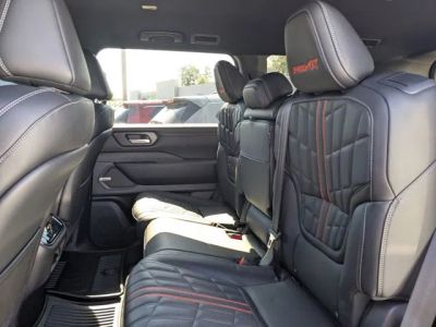 2025 Nissan Armada — photo 13 view