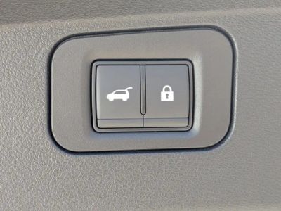 2025 Nissan Armada — photo 12 view