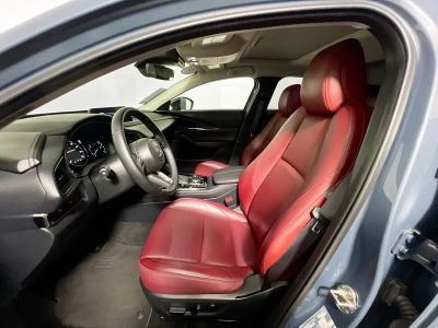 2025 Mazda CX-30 — photo 12 view
