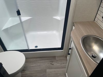 2026 Venture RV Sporttrek Touring Edition — photo 17 view