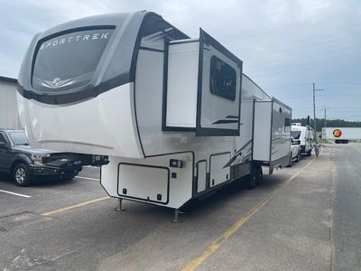 2026 Venture RV Sporttrek Touring Edition — side profile view