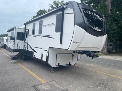 2026 Venture RV Sporttrek Touring Edition STTF353VIK — front three-quarter view