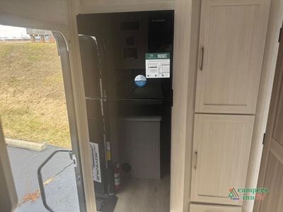 2026 Forest River RV Surveyor Legend — photo 40 view