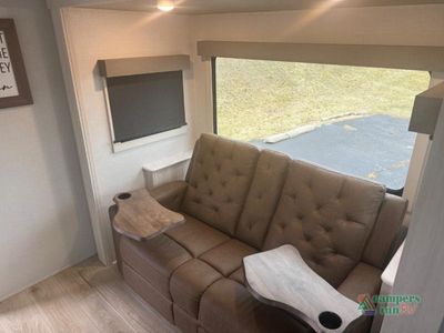 2026 Forest River RV Surveyor Legend — photo 15 view