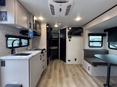 2026 Jayco Jay Feather Air - Photo 11