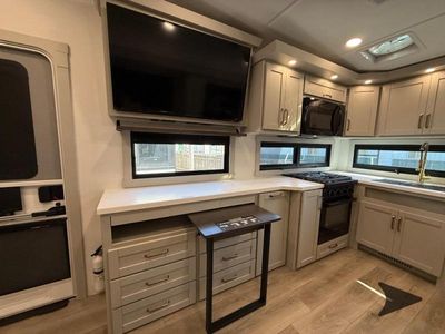 2026 Brinkley Model Z - Photo 11