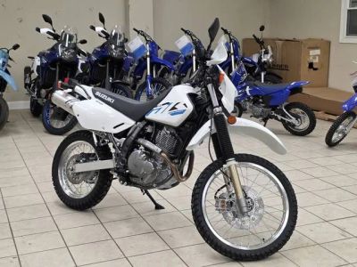 2026 Suzuki DR650S — front three-quarter view