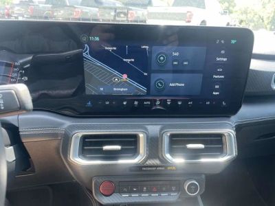 2024 Ford Mustang - Photo 25