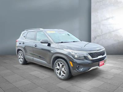 2023 Kia Seltos — photo 8 view