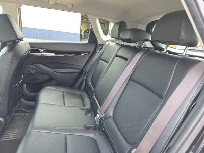 2023 Kia Seltos — photo 18 view