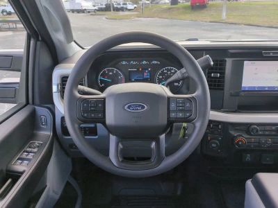 2026 Ford F-350SD — photo 15 view