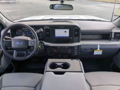2026 Ford F-350SD — photo 14 view