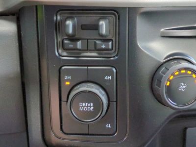 2026 Ford F-350SD — photo 19 view