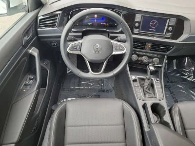 2024 Volkswagen Jetta — photo 13 view