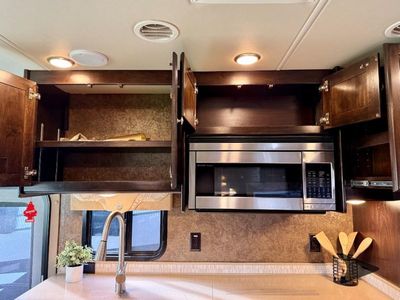 2015 Tiffin Motorhomes Open Road Allegro - Photo 24