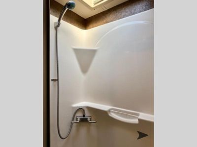 2015 Tiffin Motorhomes Open Road Allegro - Photo 40