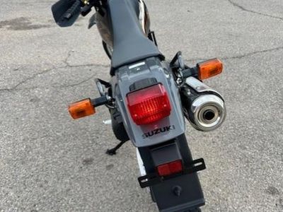 2026 Suzuki DR650S - Photo 4