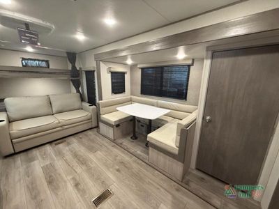 2026 Coachmen RV Catalina Summit Series 8 — photo 10 view